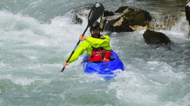 Curso de Iniciación al Kayak de aguas bravas
